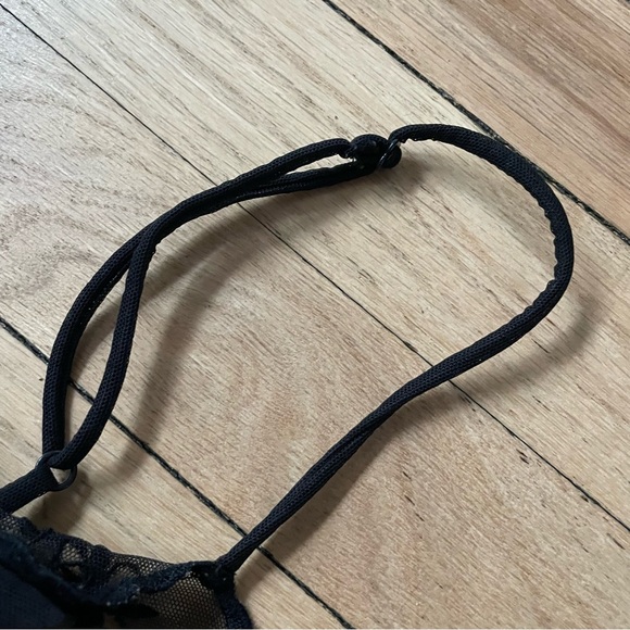 Victoria's Secret Black Sheer Lace Chemise - Picture 8 of 8